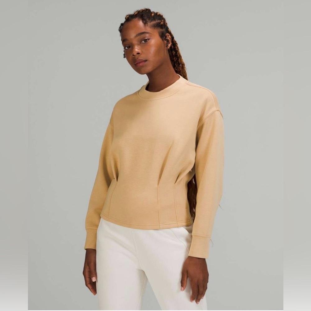 Lululemon Gathered Waist Crew Pullover Pecan Tan Athleisure Lounge Preppy Travel